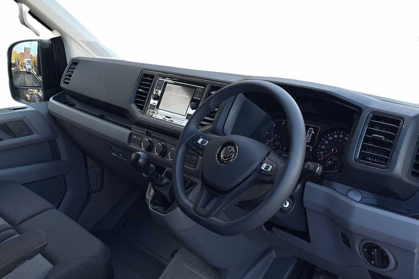 Volkswagen Crafter CR35 Trendline MWB 177PS 2.0 TDI FWD-Business Pack -Delivery Miles-LOW ROOF