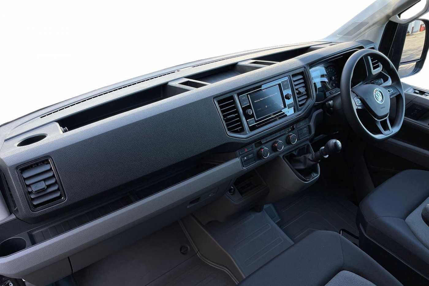 Volkswagen Crafter CR35 Trendline MWB 177PS 2.0 TDI FWD-Business Pack -Delivery Miles-LOW ROOF