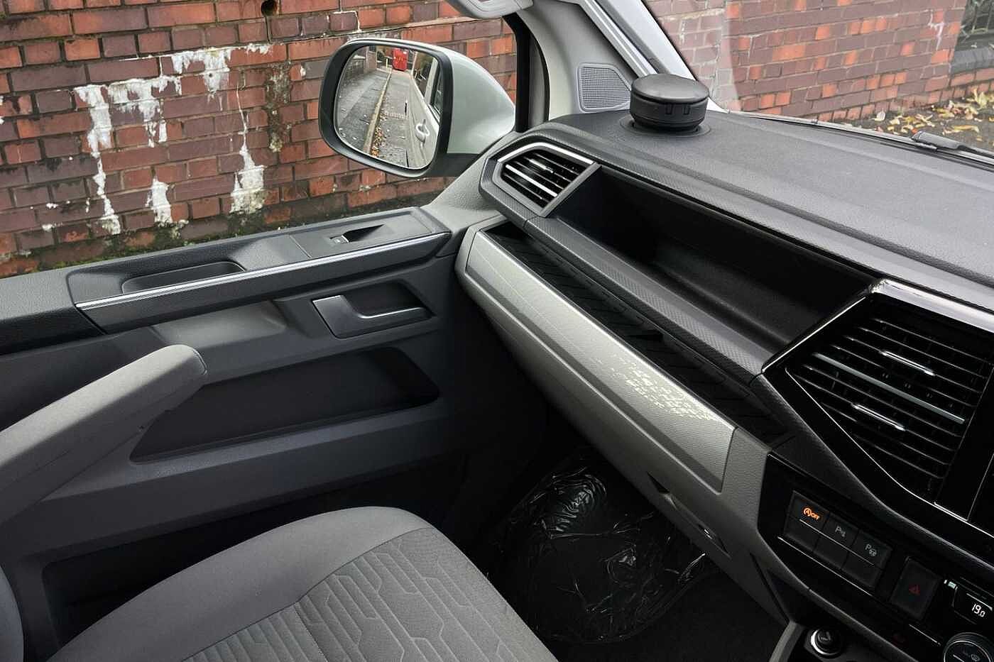 Volkswagen California Diesel Estate 2.0 TDI Ocean 4dr DSG Auto-Detachable Tow Bar