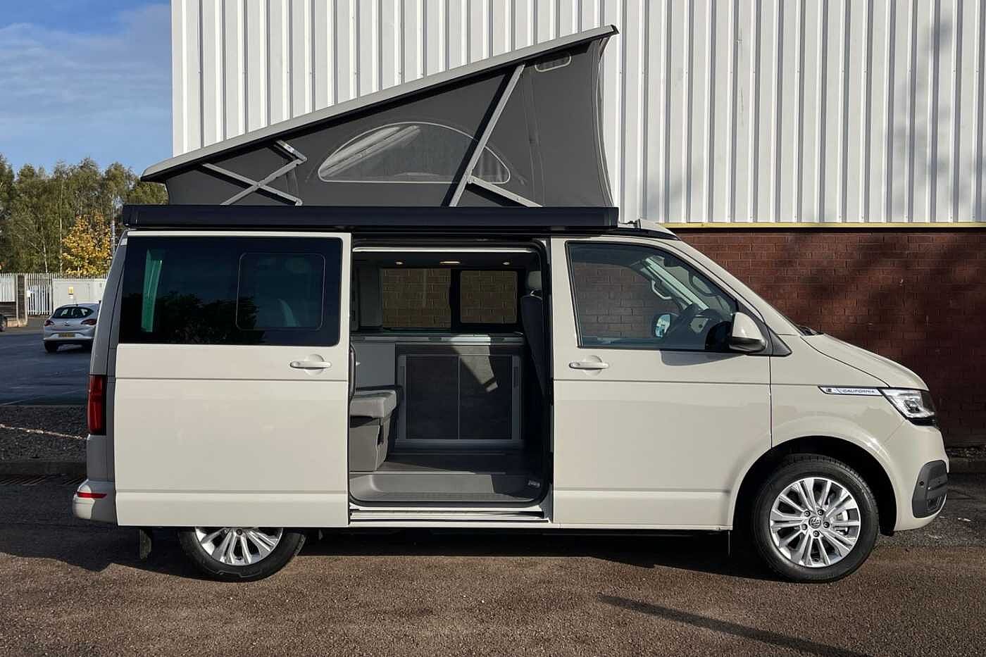 Volkswagen California Diesel Estate 2.0 TDI Ocean 4dr DSG Auto-Detachable Tow Bar