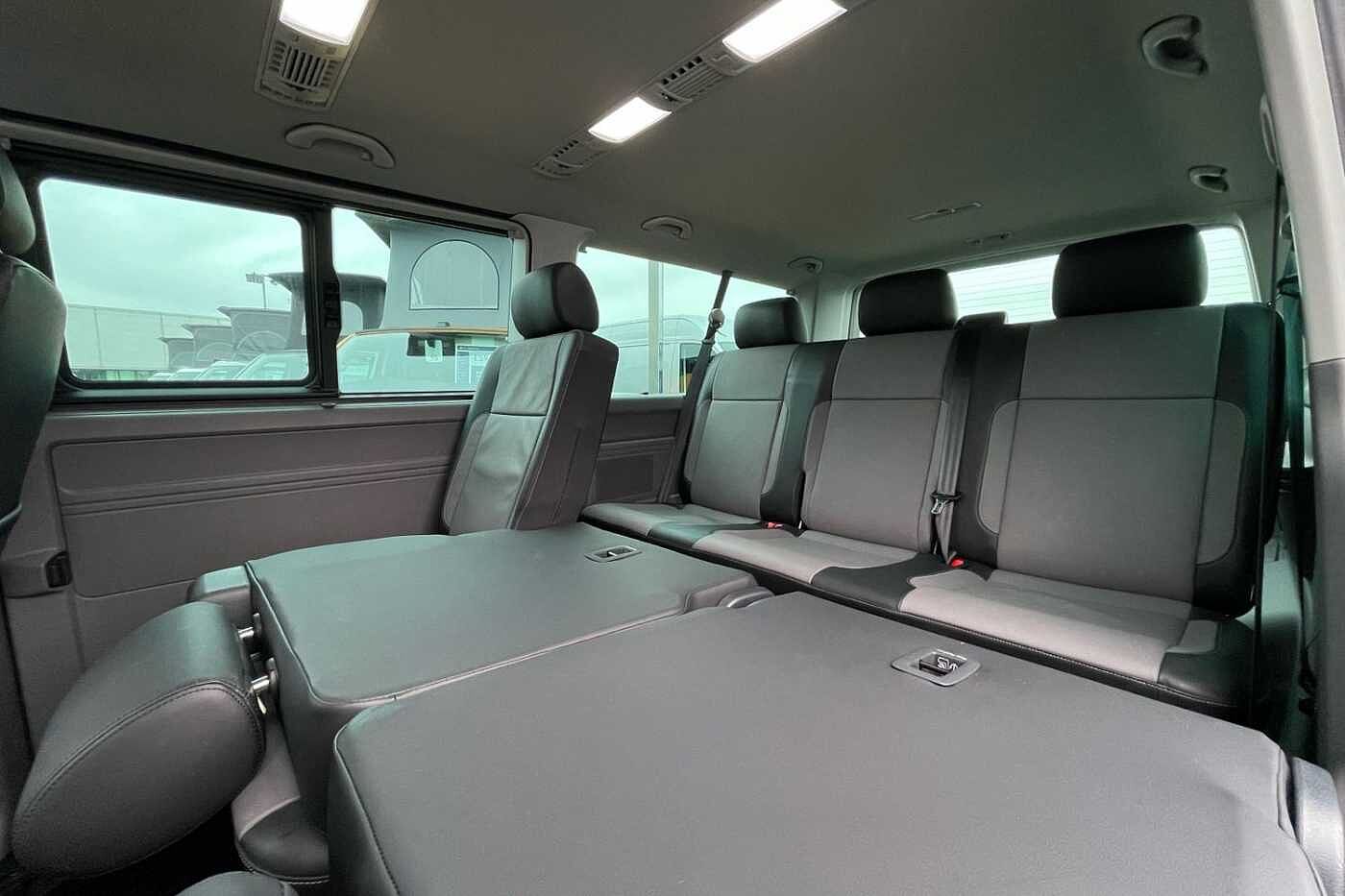 Volkswagen Transporter Shuttle T32 LWB Diesel 2.0 TDI 204PS SE Minibus DSG 8 Seats-Great Spec