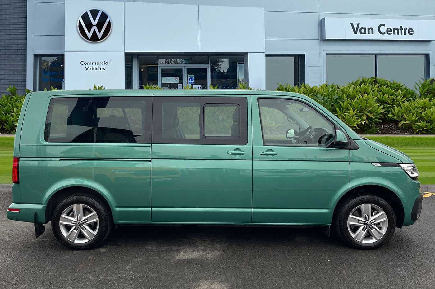 Volkswagen Transporter Shuttle T32 LWB Diesel 2.0 TDI 204PS SE Minibus DSG 8 Seats-Great Spec