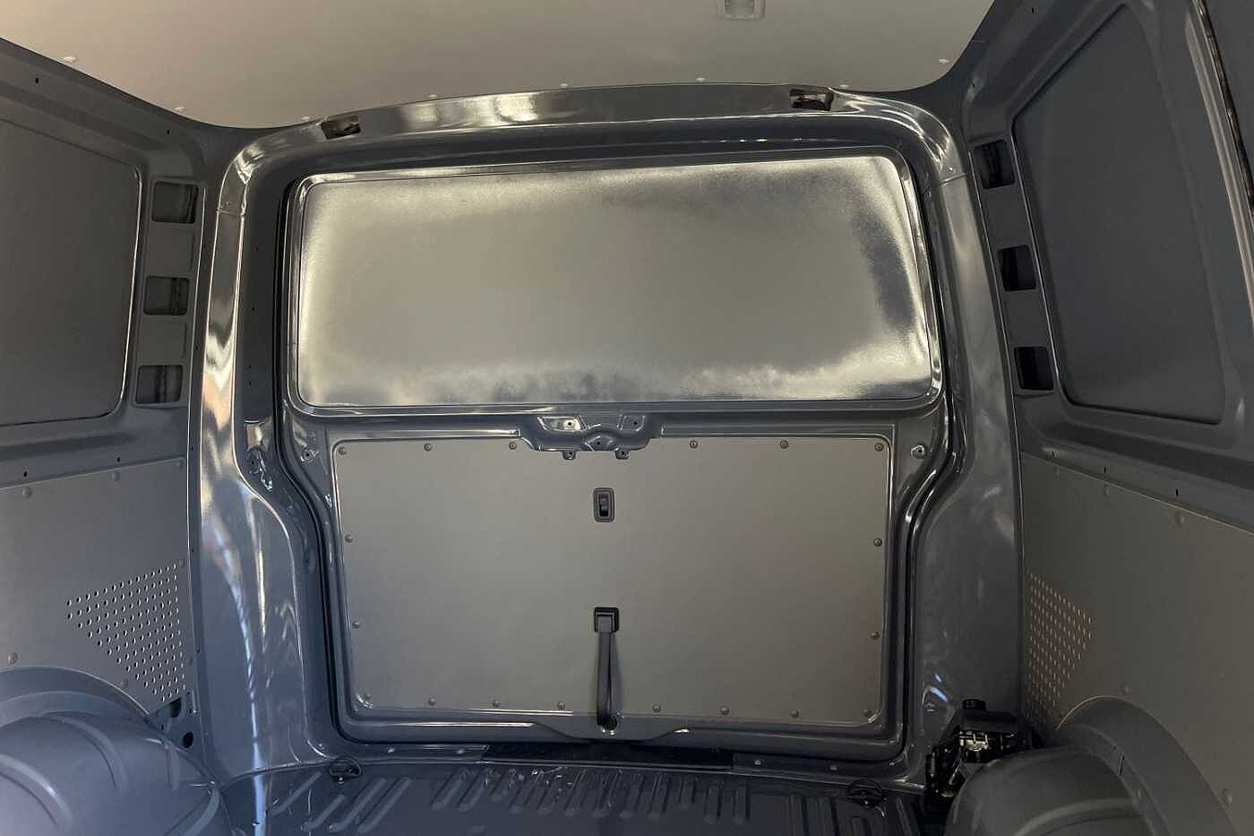 Volkswagen Transporter T30 LWB Diesel 2.0 TDI 150 Highline LWB DSG Auto-NAV-LED's-Tailgate-2023