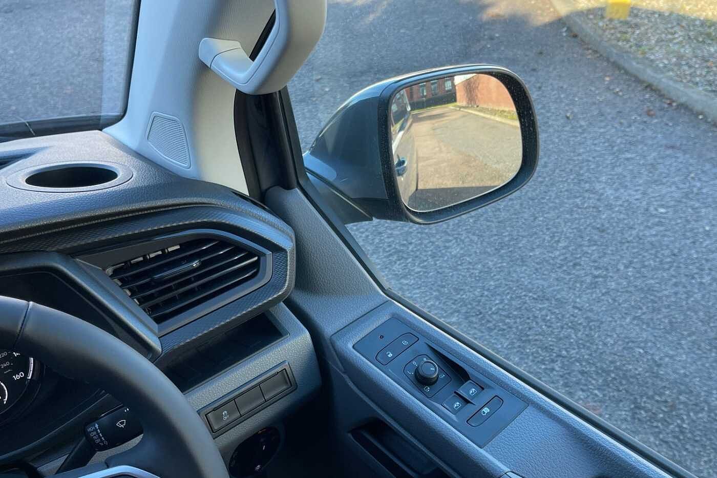 Volkswagen Transporter T30 LWB Diesel 2.0 TDI 150 Highline LWB DSG Auto-NAV-LED's-Tailgate-2023