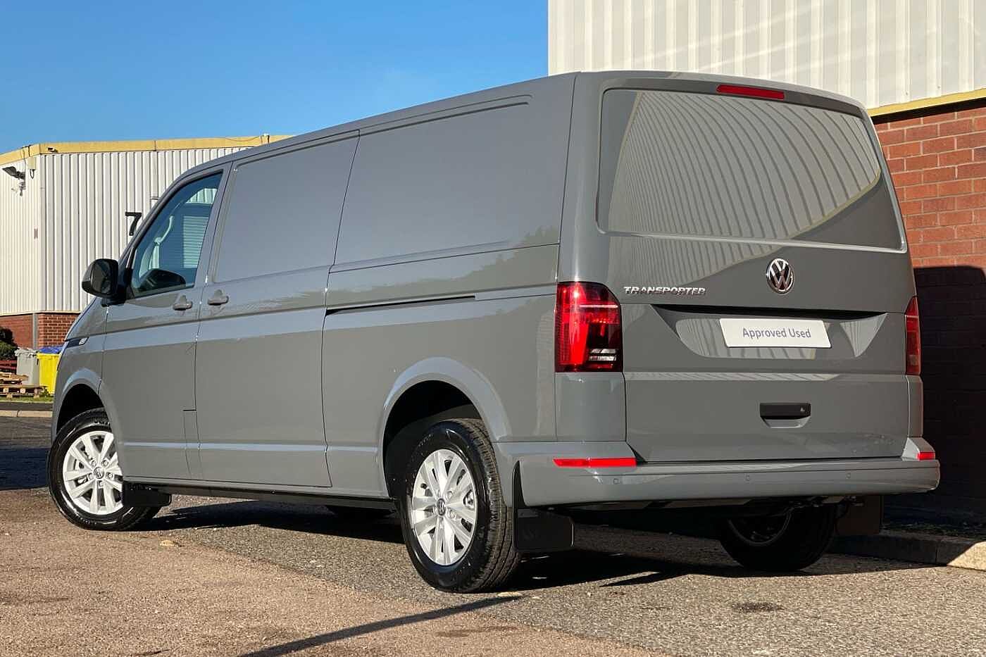 Volkswagen Transporter T30 LWB Diesel 2.0 TDI 150 Highline LWB DSG Auto-NAV-LED's-Tailgate-2023