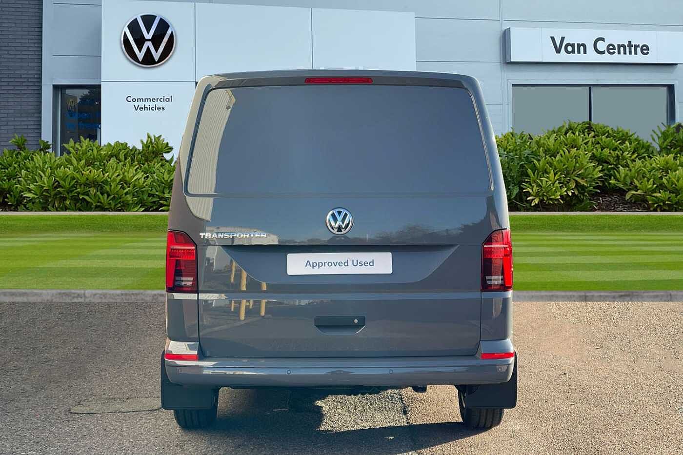 Volkswagen Transporter T30 LWB Diesel 2.0 TDI 150 Highline LWB DSG Auto-NAV-LED's-Tailgate-2023