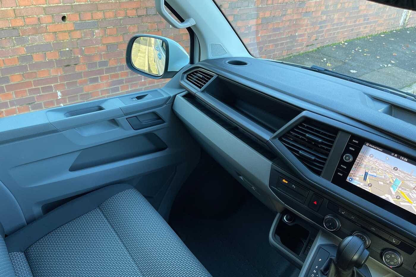 Volkswagen Transporter T30 LWB Diesel 2.0 TDI 150 Highline LWB DSG Auto-NAV-LED's-Tailgate-2023