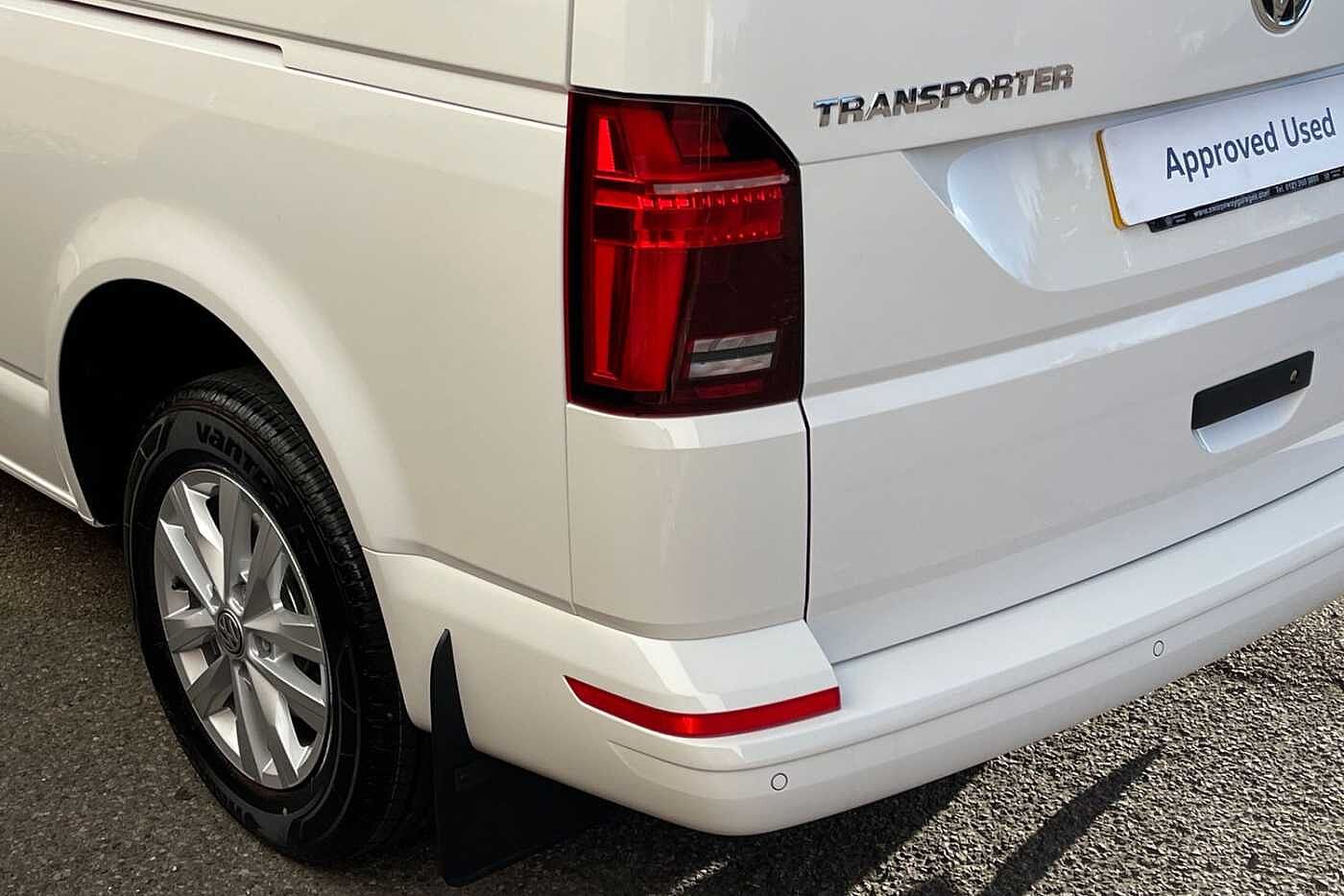 Volkswagen Transporter T30 LWB Diesel 2.0 TDI 150 Highline LWB DSG Auto-NAV-LED's-Tailgate-2023