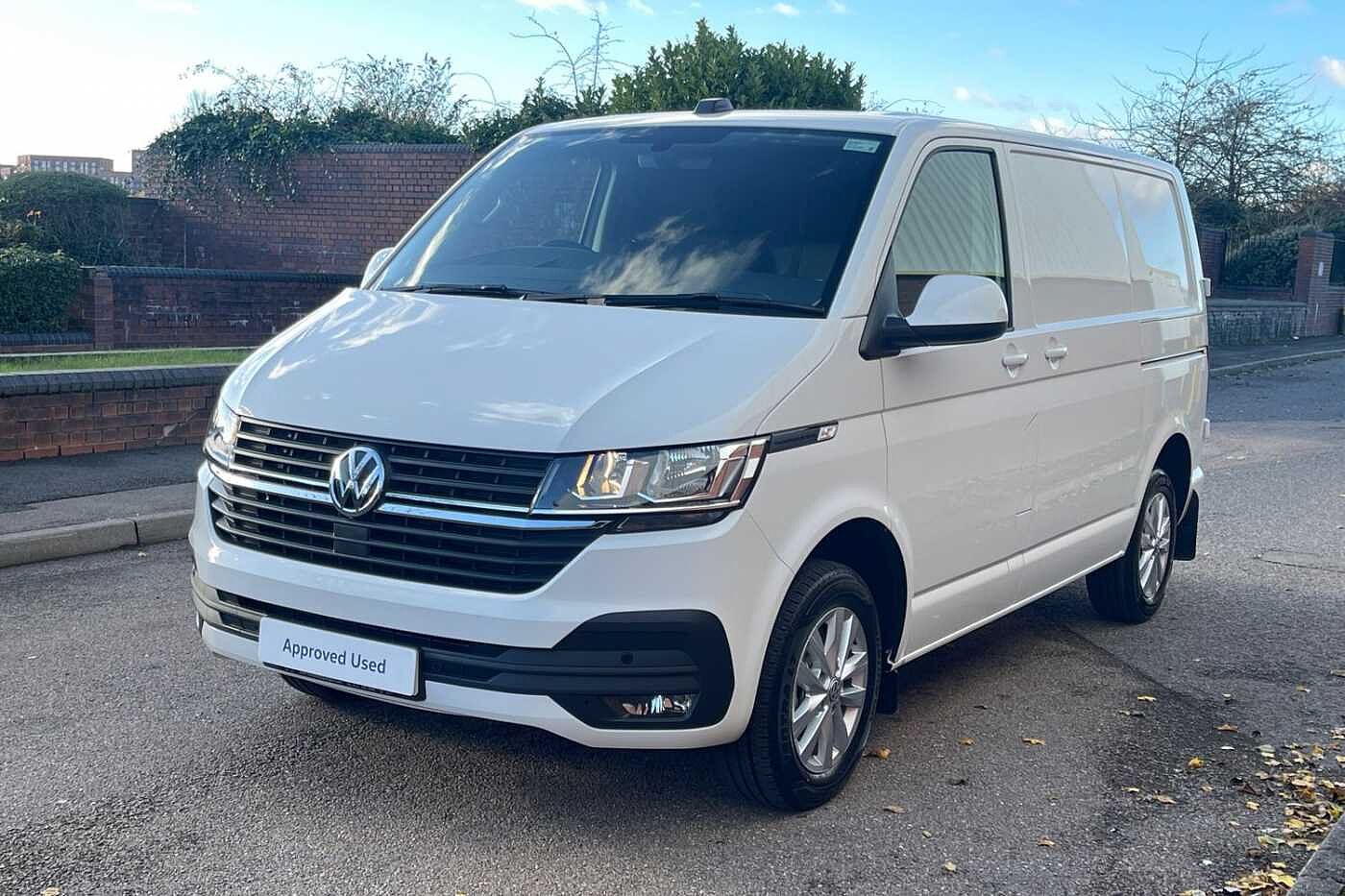 Volkswagen Transporter 2.0TDI 110ps T28 Highline BMT SWB--Delivery Miles