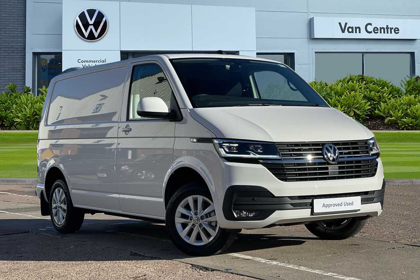 Volkswagen Transporter 2.0TDI 110ps T28 Highline BMT SWB--Delivery Miles +LED's/Camera