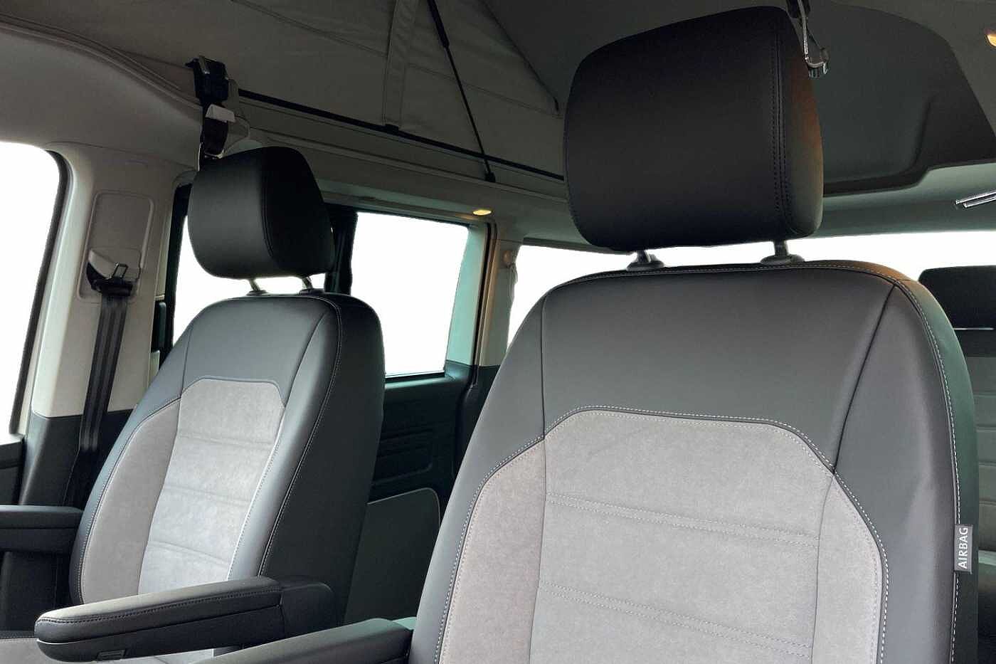 Volkswagen California Beach Camper SWB 150 PS 2.0 TDI 7sp DSG + Night Heater-Delivery Miles