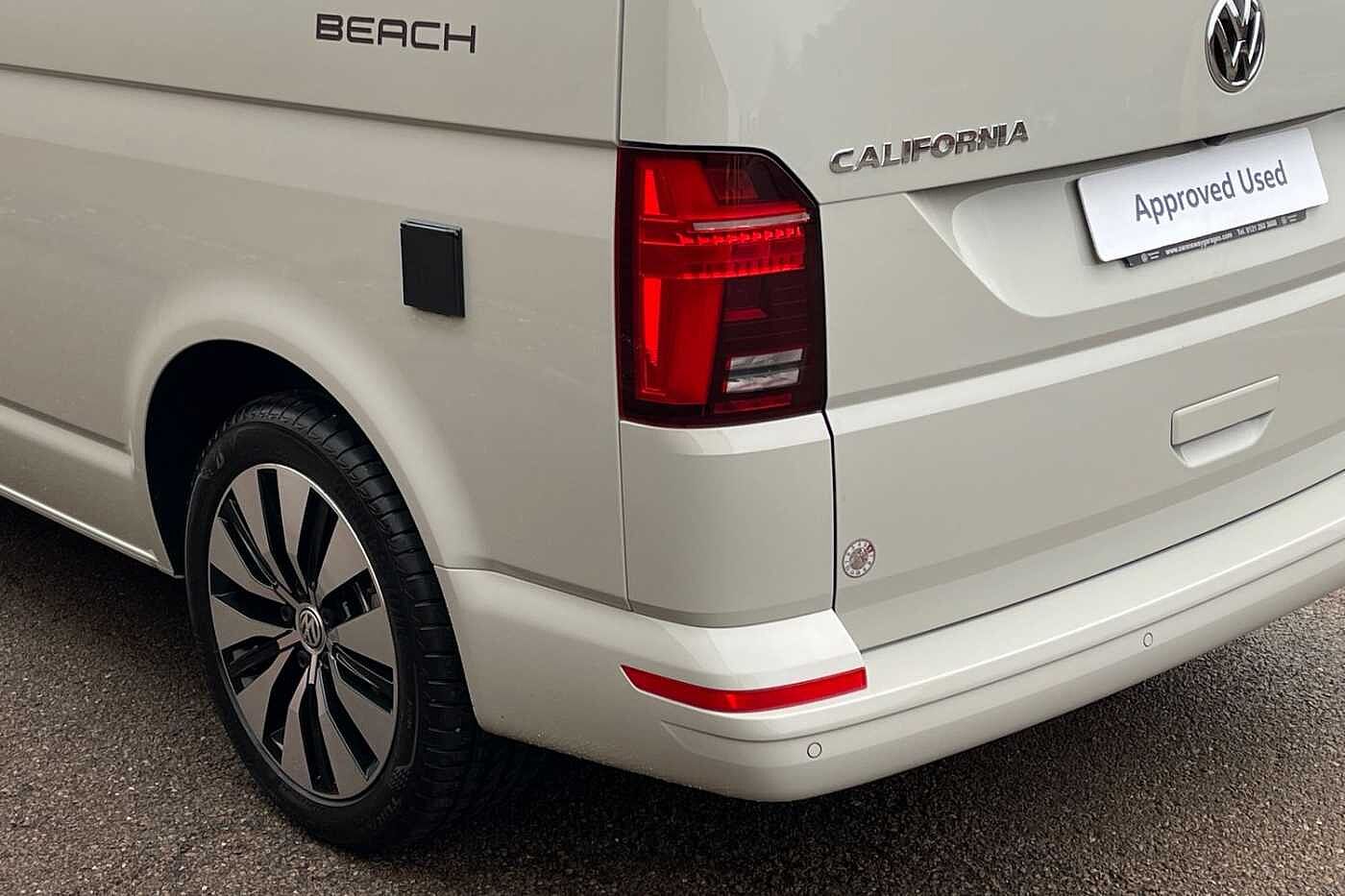 Volkswagen California Beach Camper SWB 150 PS 2.0 TDI 7sp DSG + Night Heater-Delivery Miles