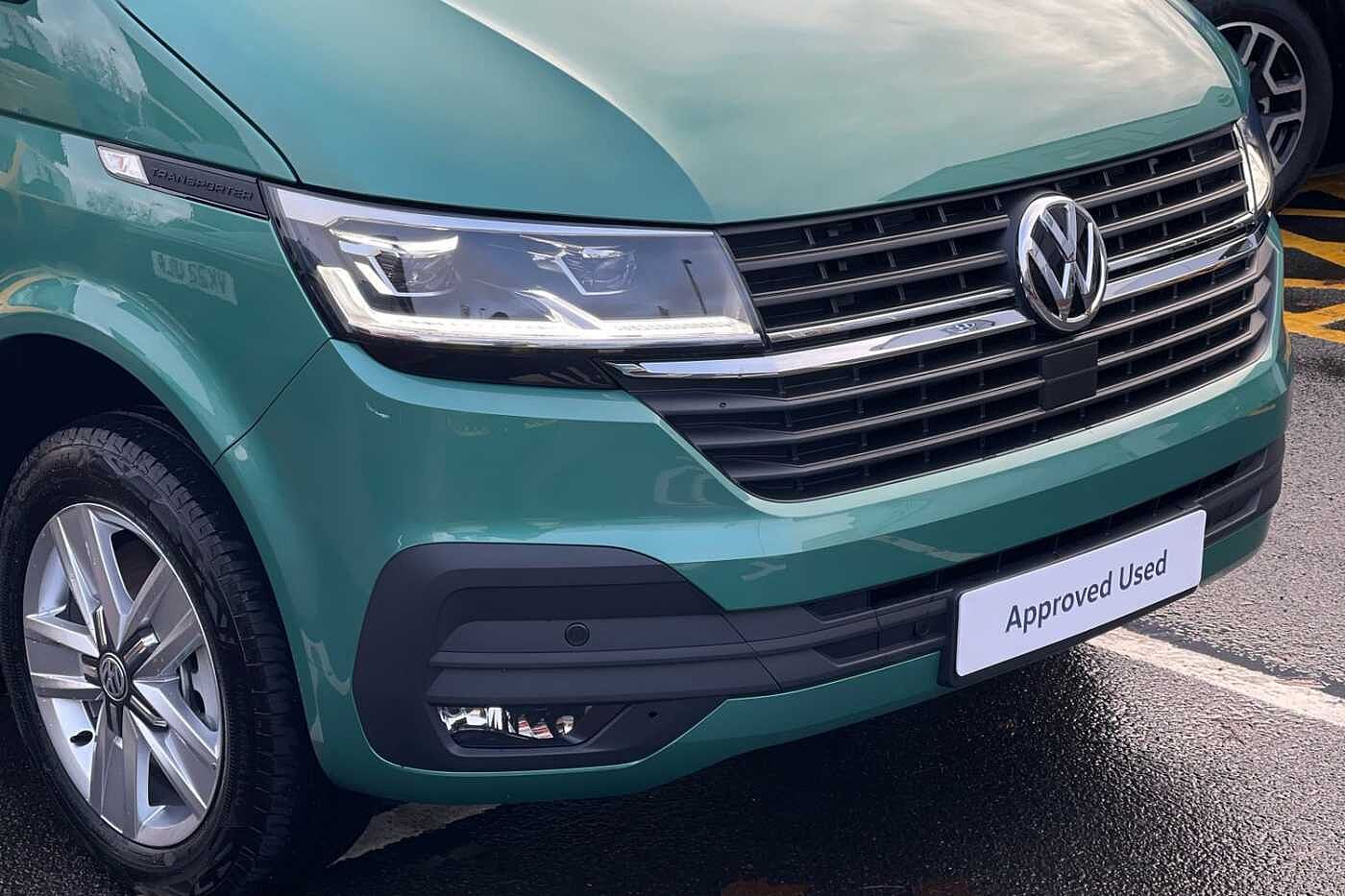 Volkswagen Transporter T32 LWB Kombi Highline 2.0 TDI 150PS DSG-Delivery Miles-Great Spec!