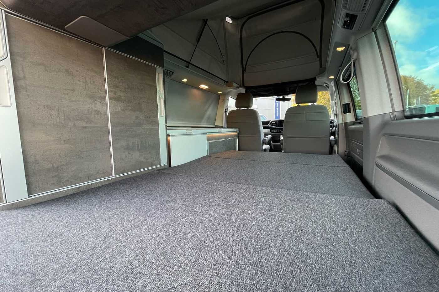Volkswagen California Diesel Estate 2.0 TDI Ocean 204ps 4dr DSG Auto-Sport Styling Pack + Detachable Tow Bar