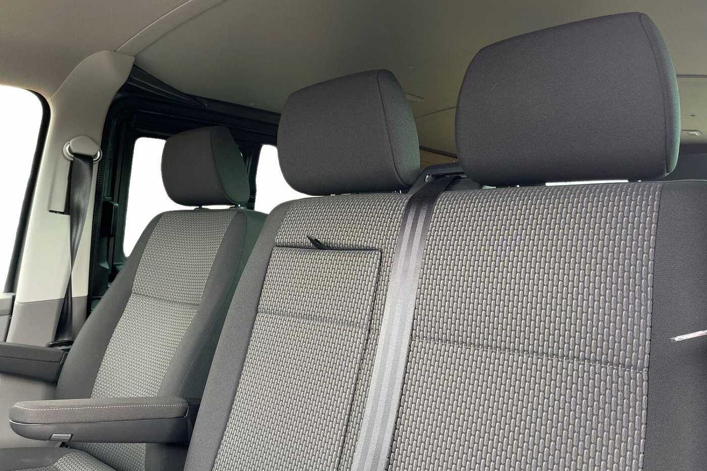 Volkswagen Transporter T32 Kombi Highline LWB 204 PS 2.0 TDI 7sp DSG Auto