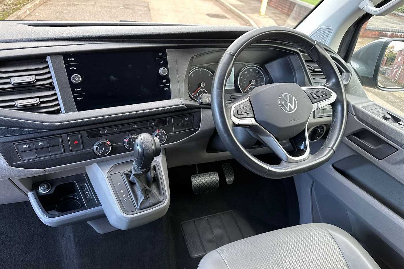 Volkswagen Transporter 2.0 BiTDI 204PS T32 Highline SWB 4M 4X4 DSG-Tailgate/NAV/LED's