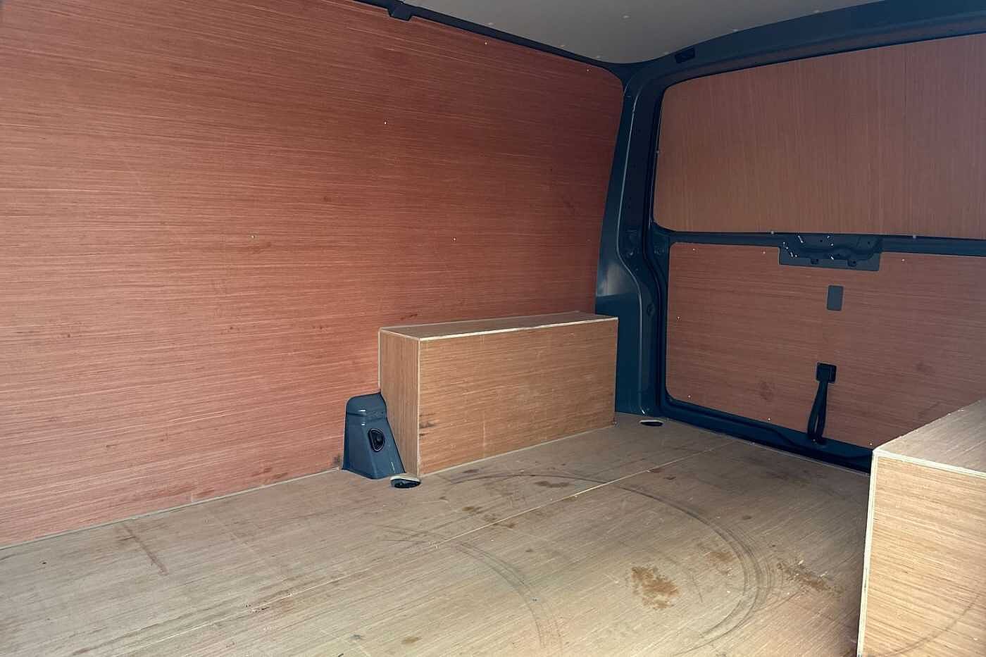 Volkswagen Transporter 2.0 BiTDI 204PS T32 Highline SWB 4M 4X4 DSG-Tailgate/NAV/LED's