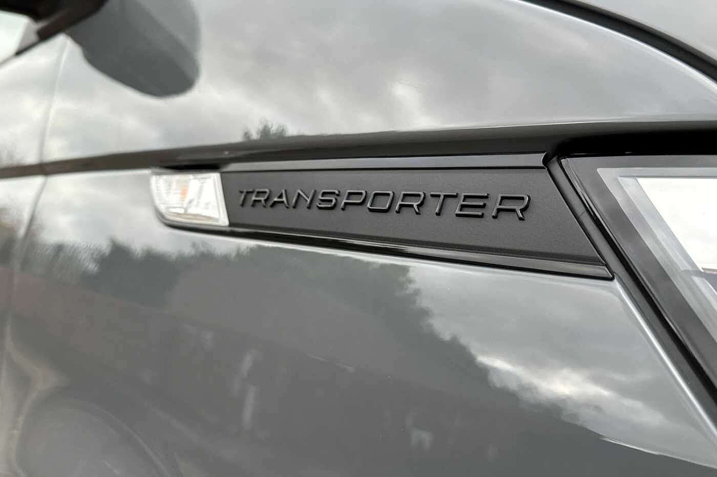Volkswagen Transporter 2.0 BiTDI 204PS T32 Highline SWB 4M 4X4 DSG-Tailgate/NAV/LED's