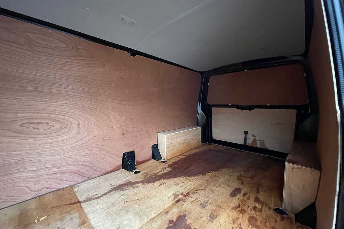 Volkswagen Transporter T30 Panel van Highline LWB 150 PS 2.0 TDI 6sp Manual LED's + Tailgate