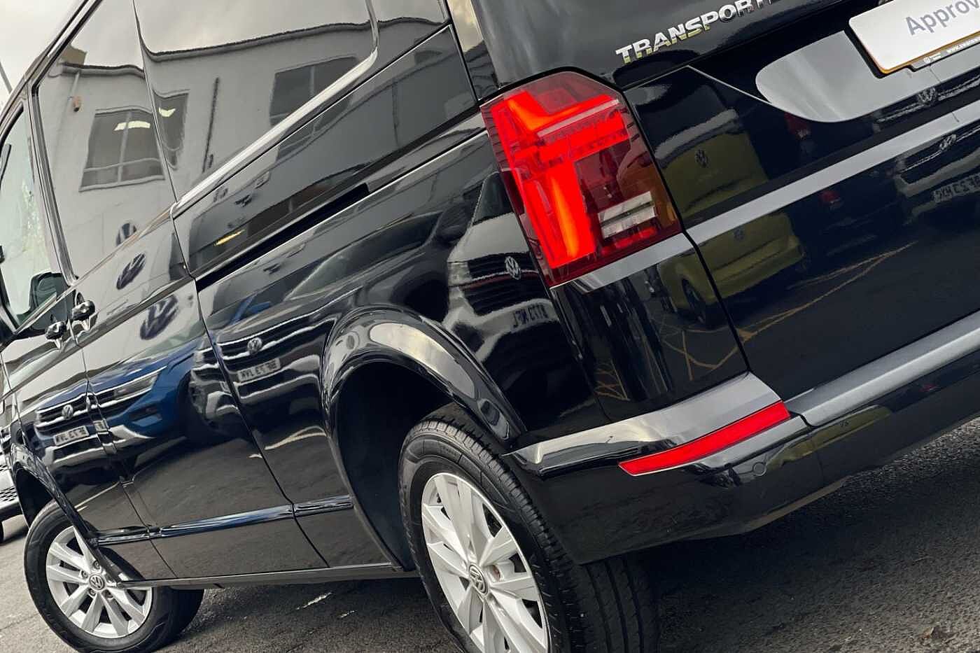 Volkswagen Transporter T30 Panel van Highline LWB 150 PS 2.0 TDI 6sp Manual LED's + Tailgate