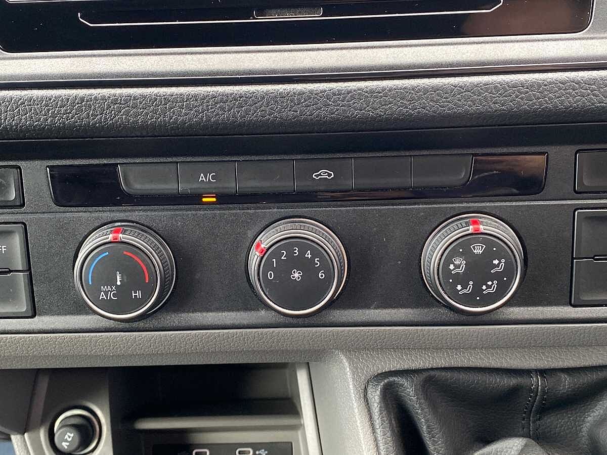 Volkswagen Crafter Cr35 Lwb Diesel Fwd 2.0 TDI 140Ps Trendline High Roof Van