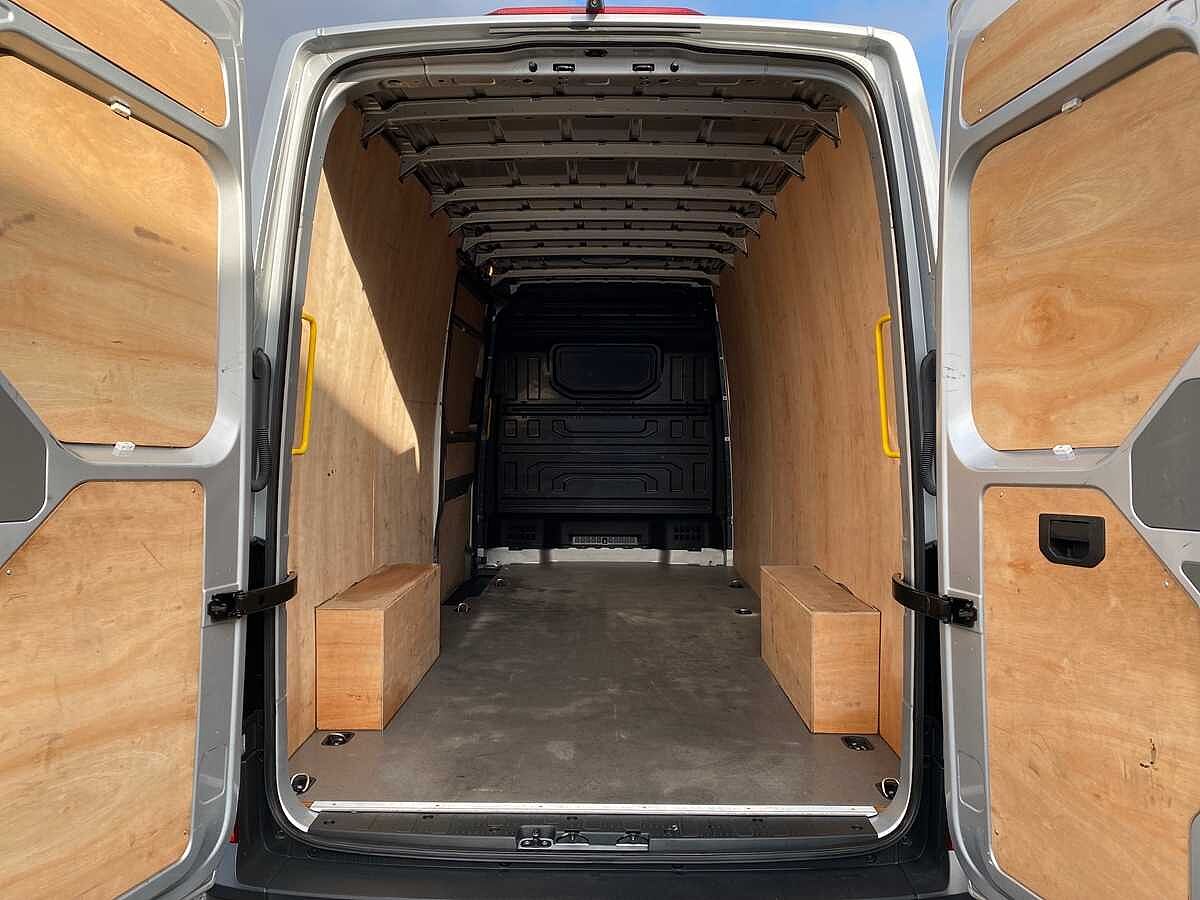 Volkswagen Crafter Cr35 Lwb Diesel Fwd 2.0 TDI 140Ps Trendline High Roof Van
