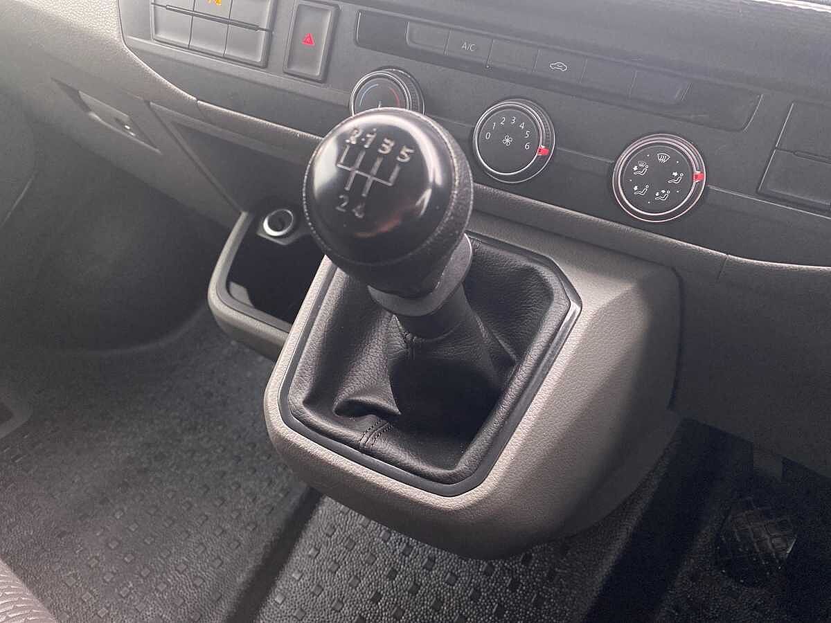 Volkswagen Transporter T28 Swb Diesel 2.0 TDI 110 Highline Van