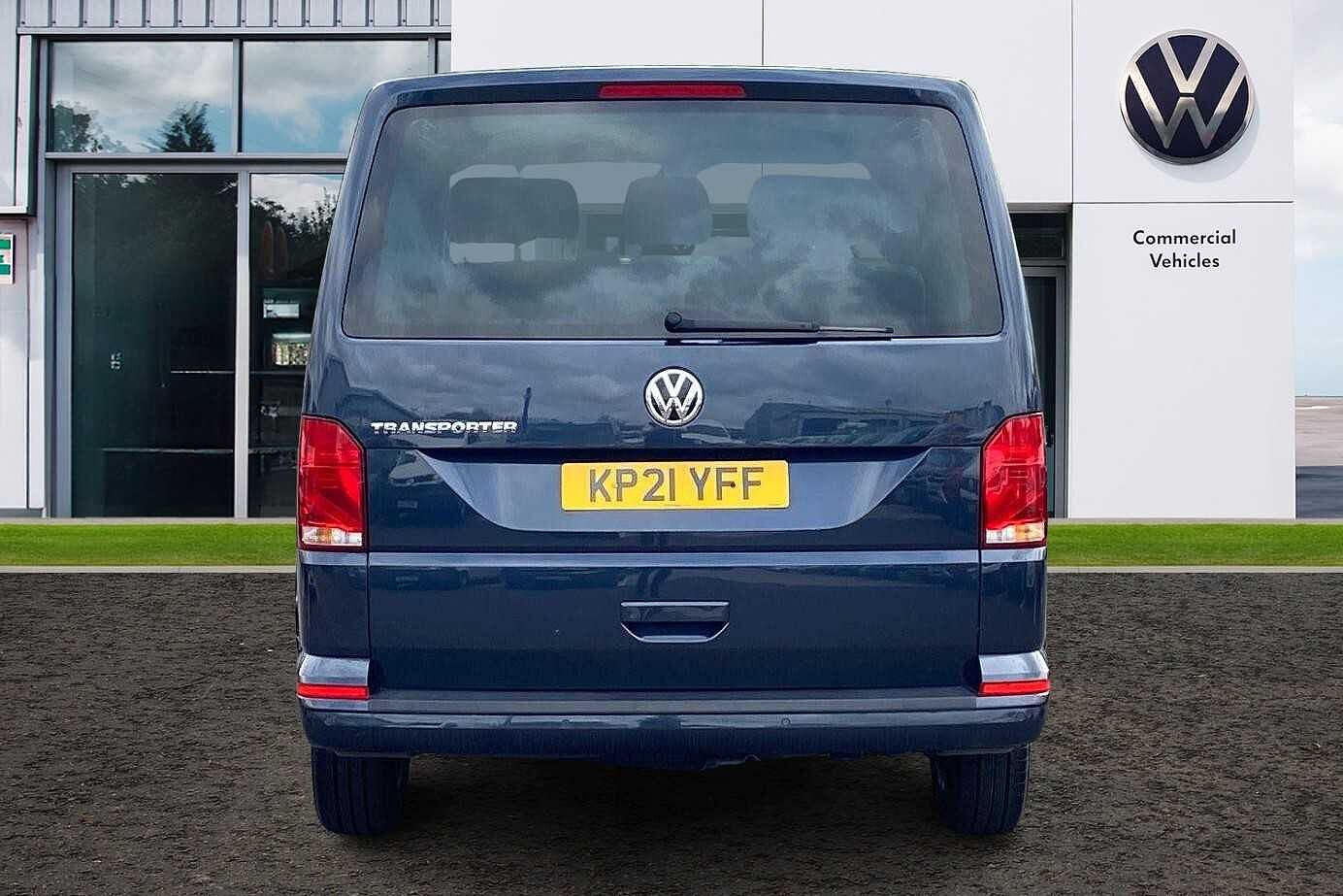 Volkswagen Transporter 2.0 TDI 150 Highline Kombi Van DSG