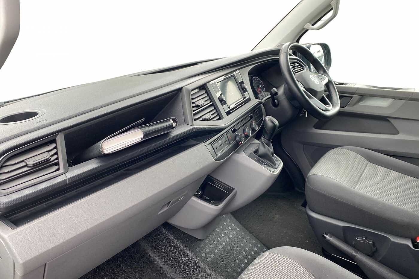 Volkswagen Transporter 2.0 TDI 150 Highline Kombi Van DSG