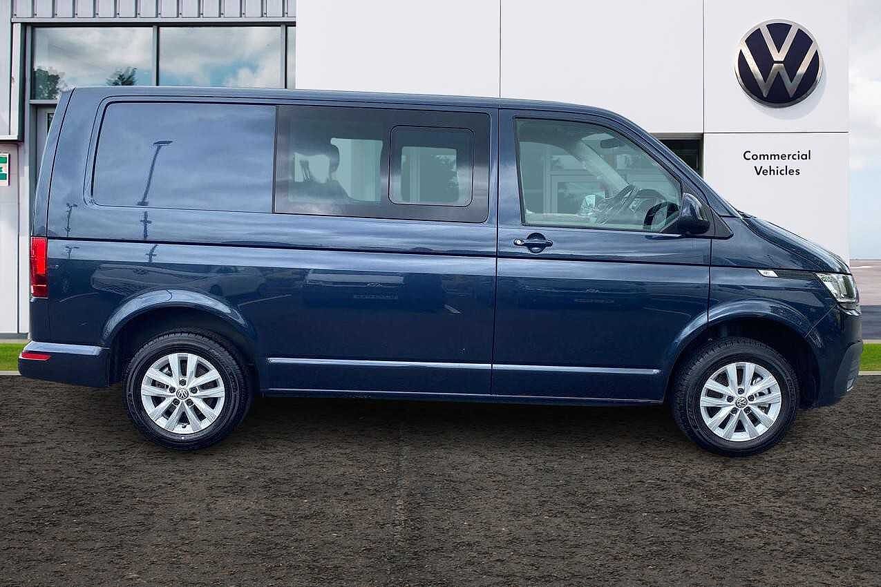 Volkswagen Transporter 2.0 TDI 150 Highline Kombi Van DSG