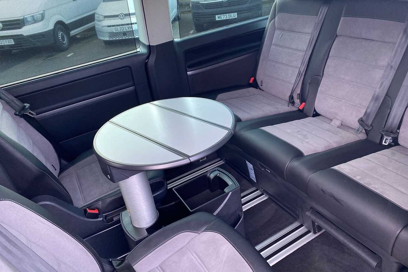 Volkswagen Caravelle 2.0 TDI Executive 150 5dr DSG