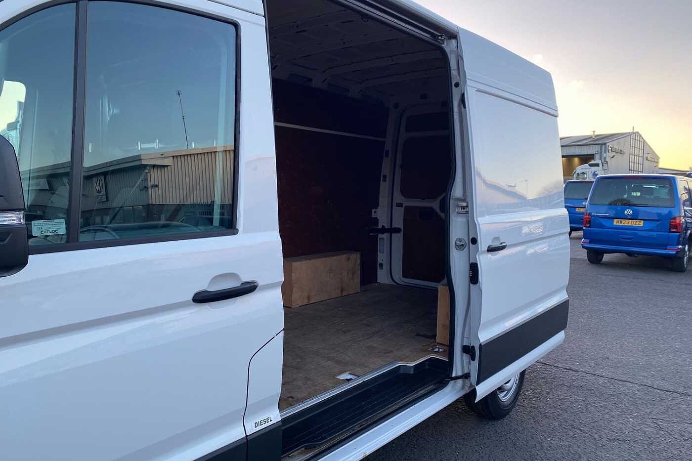 Volkswagen Crafter 2.0 TDI 140ps Startline High Roof Van