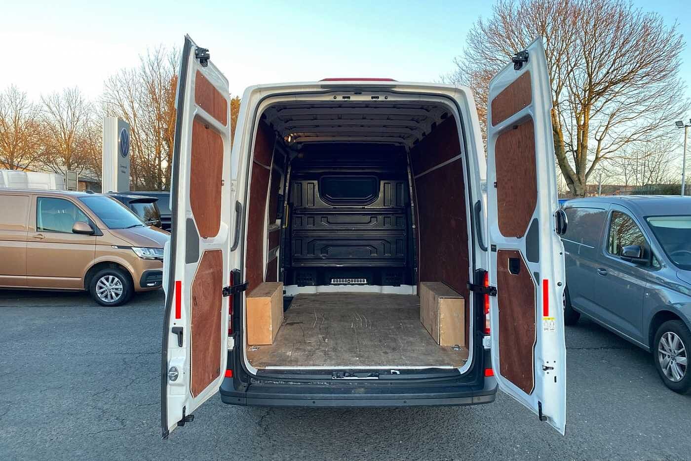 Volkswagen Crafter 2.0 TDI 140ps Startline High Roof Van