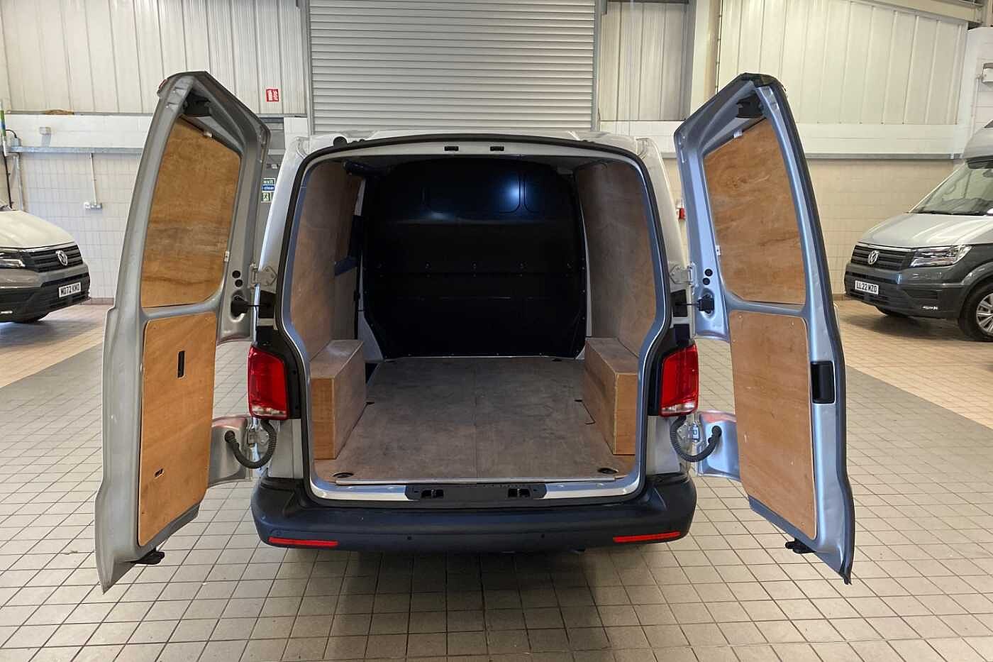 Volkswagen Transporter 2.0 TDI 110 Startline Van