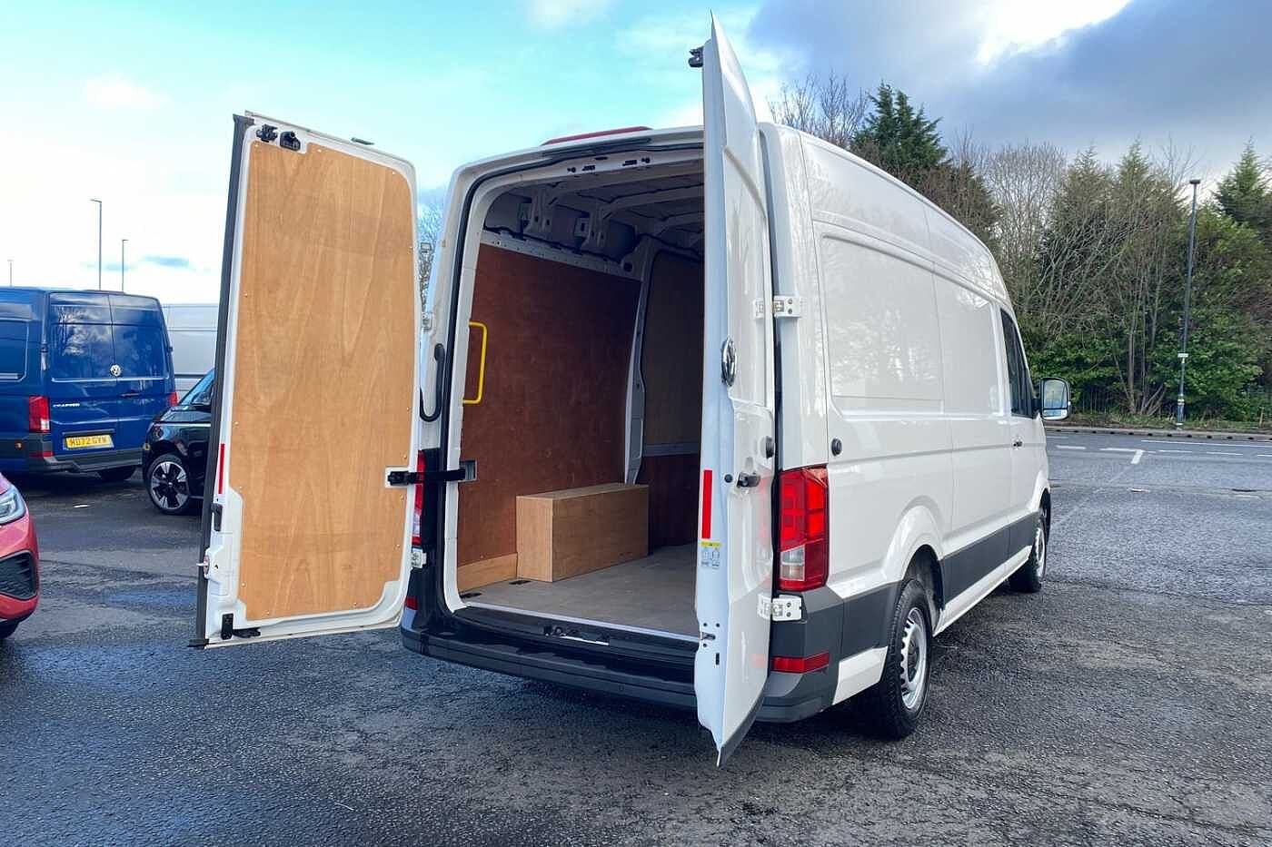 Volkswagen Crafter 2.0 TDI 140ps Trendline Business High Roof Van (01