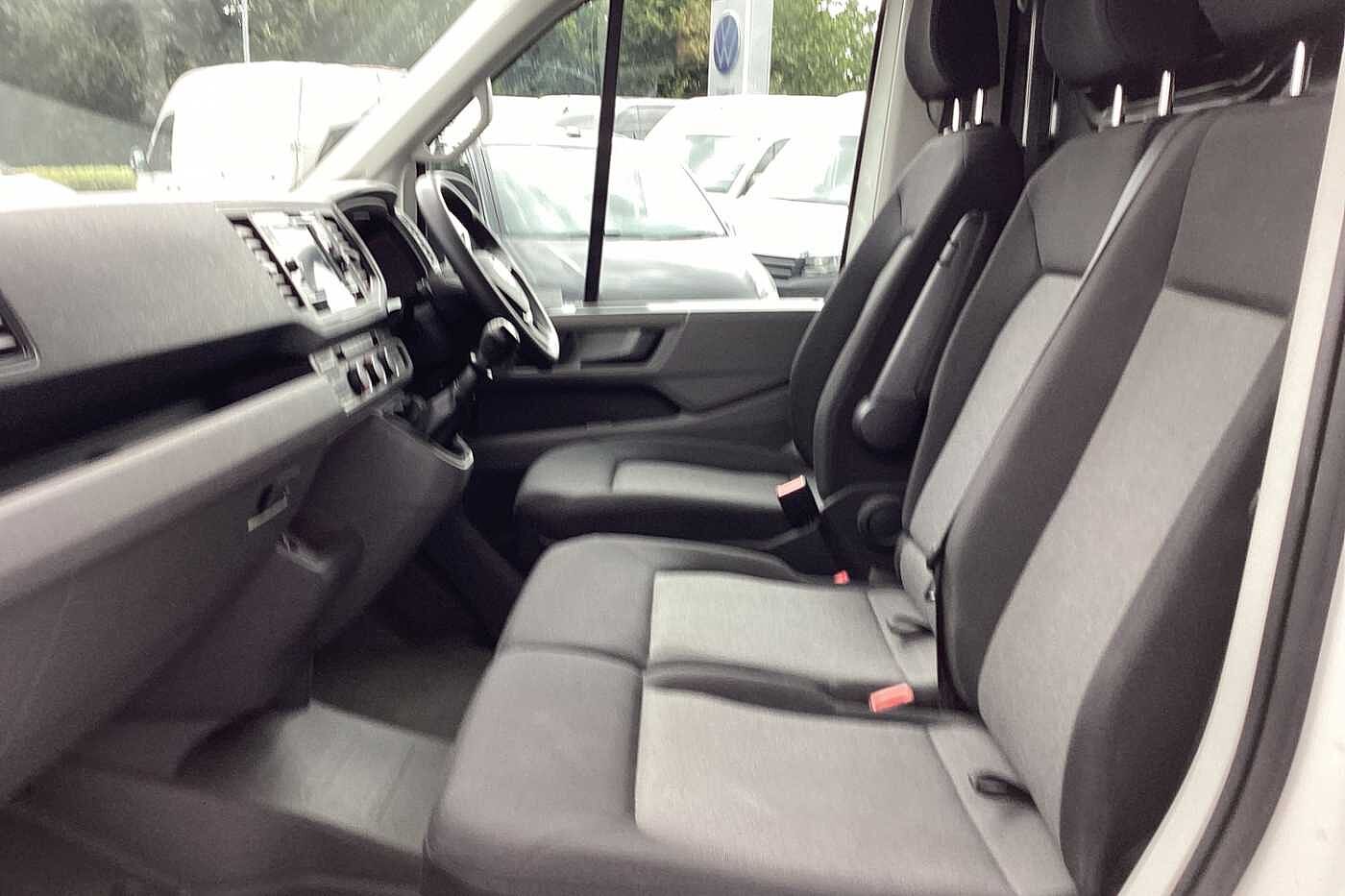Volkswagen Crafter 2.0 TDI 140ps Trendline Business High Roof Van (01