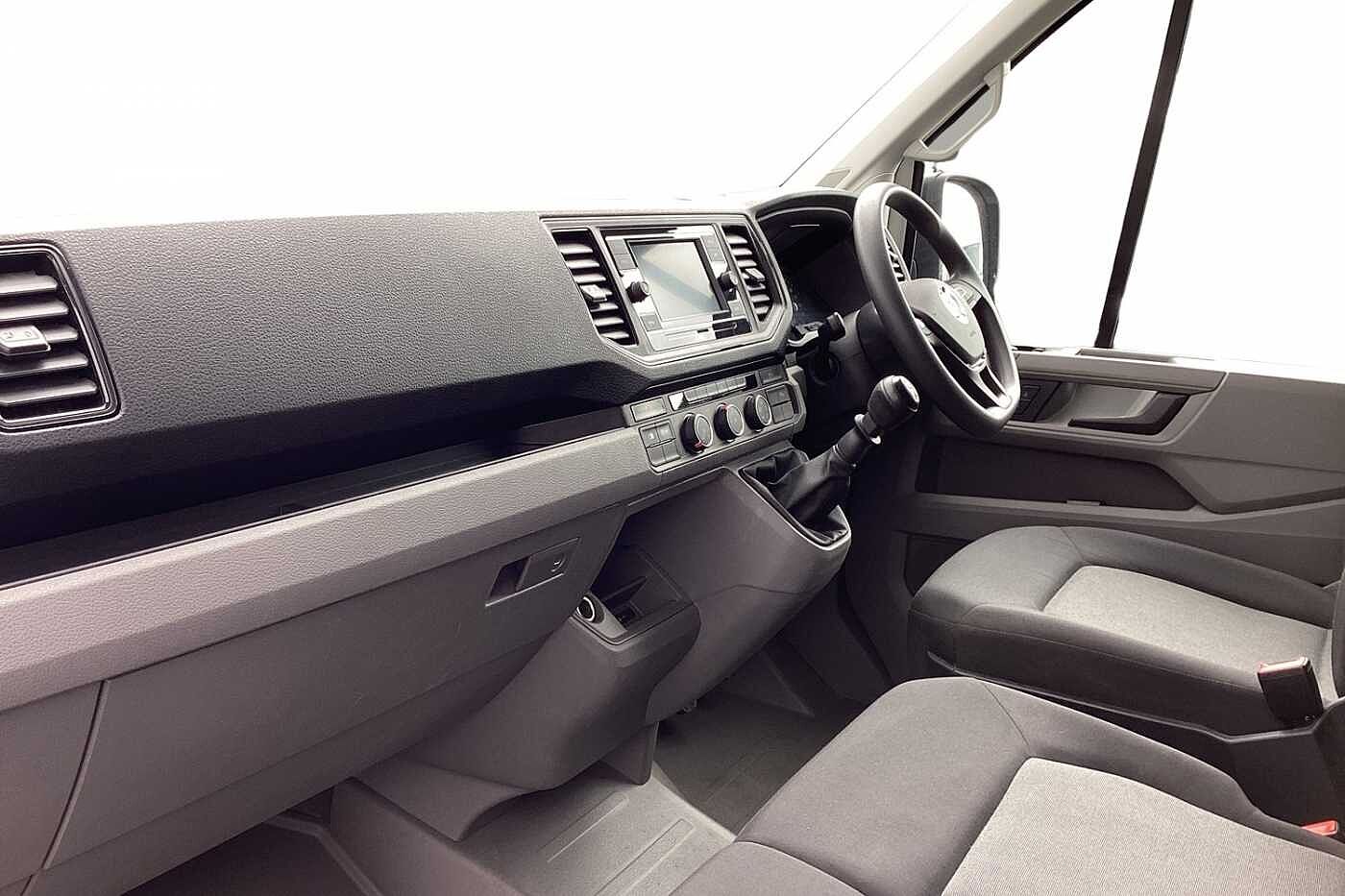 Volkswagen Crafter 2.0 TDI 140ps Trendline Business High Roof Van (01