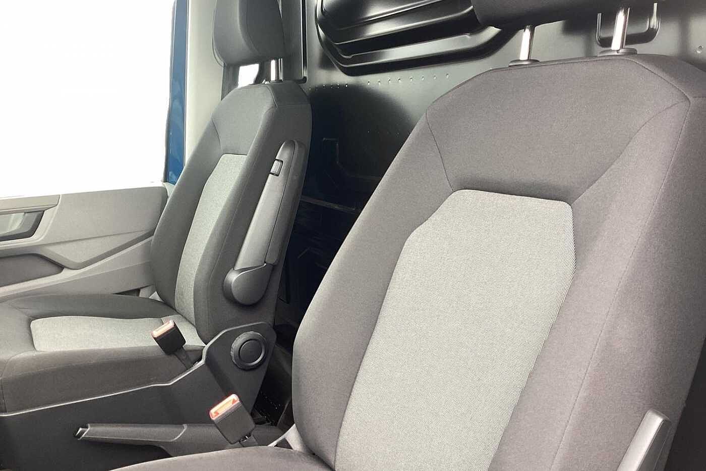 Volkswagen Crafter 2.0 TDI 140ps Startline Business High Roof Van (01