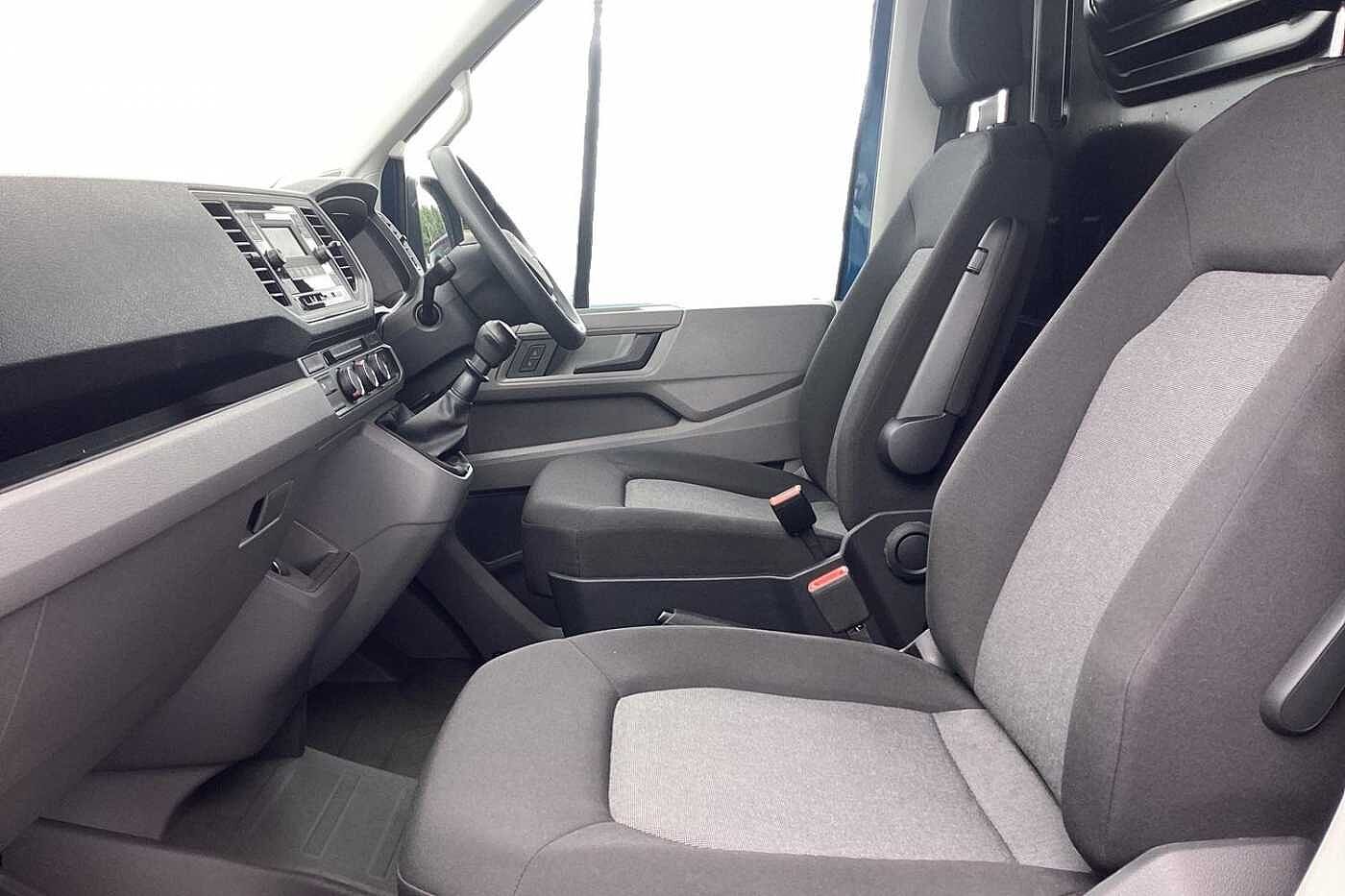 Volkswagen Crafter 2.0 TDI 140ps Startline Business High Roof Van (01