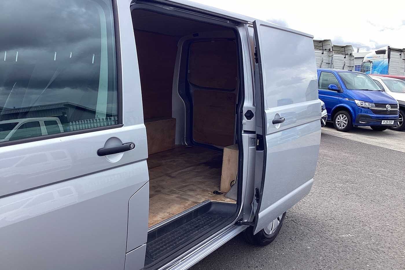 Volkswagen Transporter 2.0 TDI 110 Startline Business Van (01/01/2020 - C