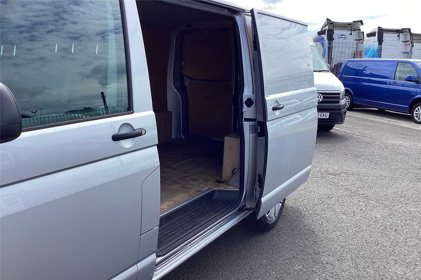 Volkswagen Transporter 2.0 TDI 110 Startline Business Van (01/01/2020 - C