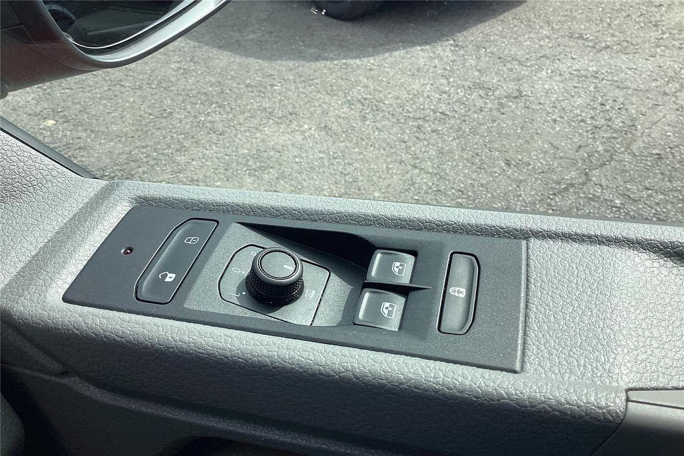 Volkswagen Transporter 2.0 TDI 110 Startline Kombi Van (01/01/2020 - Curr