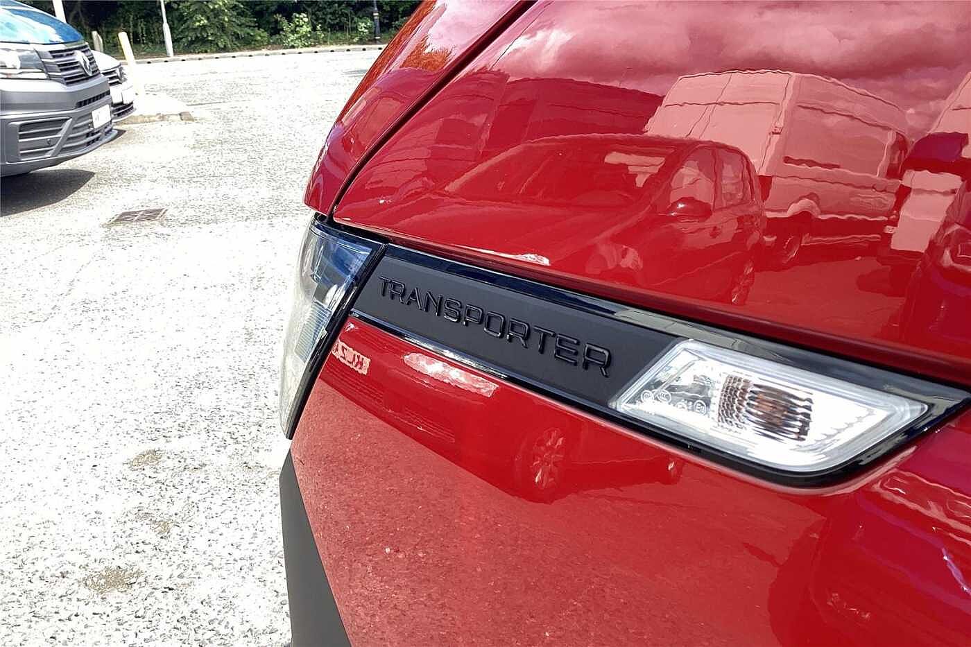 Volkswagen Transporter 2.0 TDI 110 Startline Kombi Van (01/01/2020 - Curr