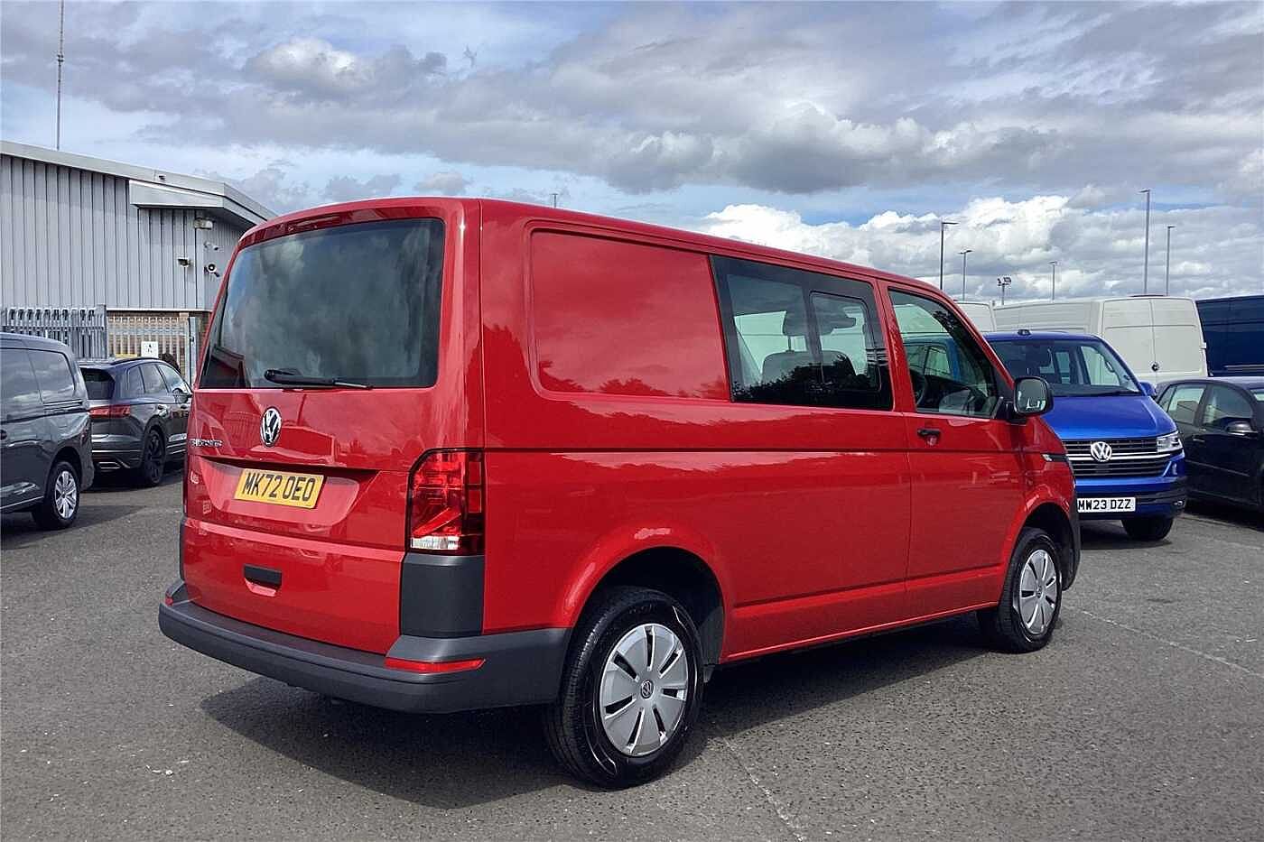 Volkswagen Transporter 2.0 TDI 110 Startline Kombi Van (01/01/2020 - Curr