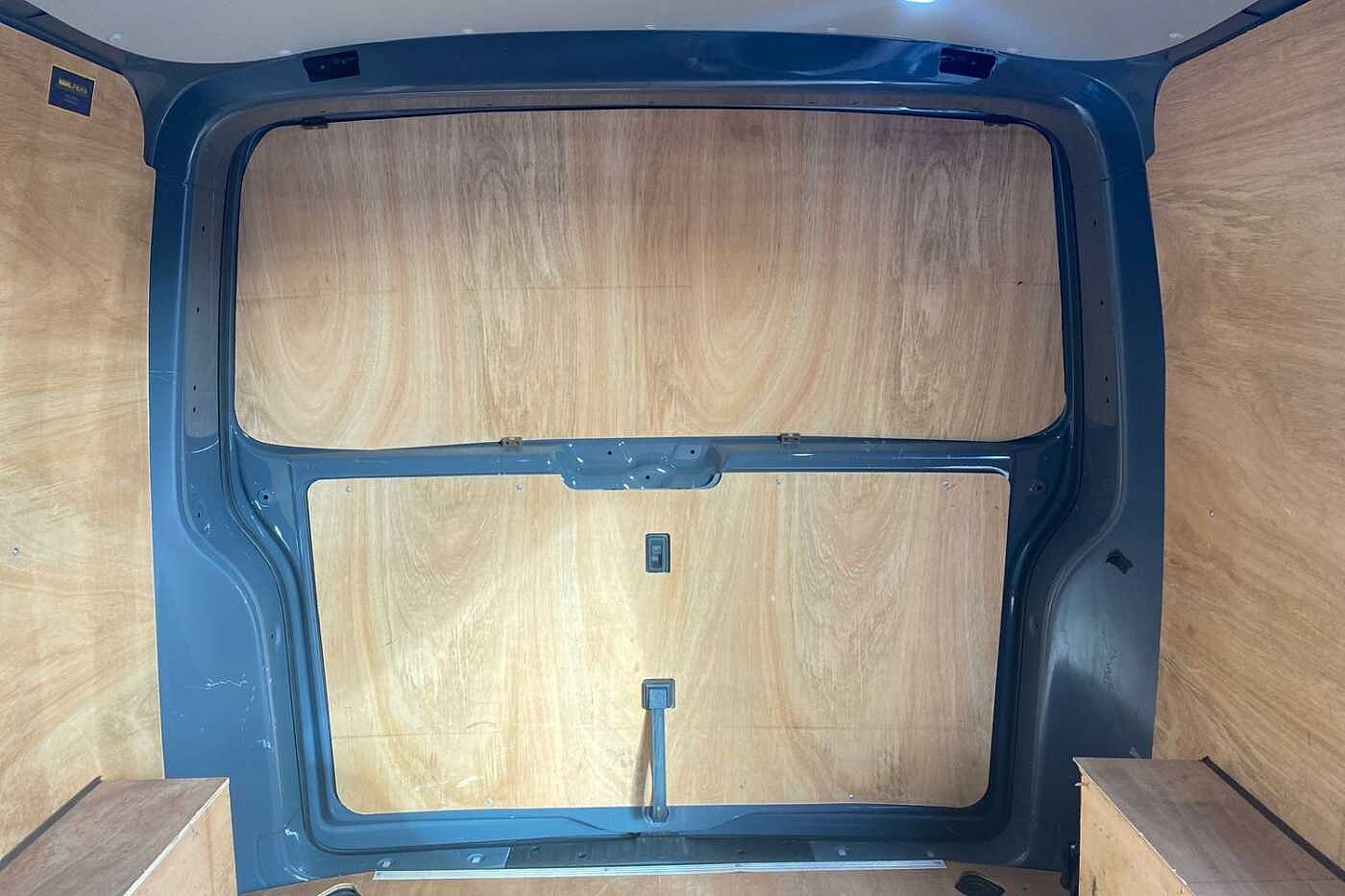 Volkswagen Transporter 2.0 TDI 150 Highline Van DSG (01/01/2020 - Current