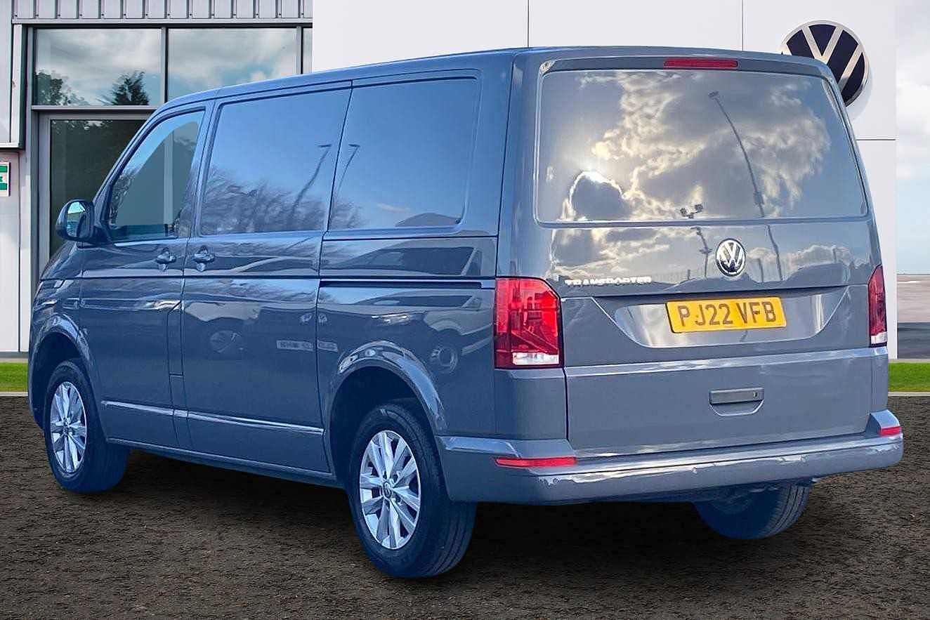 Volkswagen Transporter 2.0 TDI 150 Highline Van DSG (01/01/2020 - Current