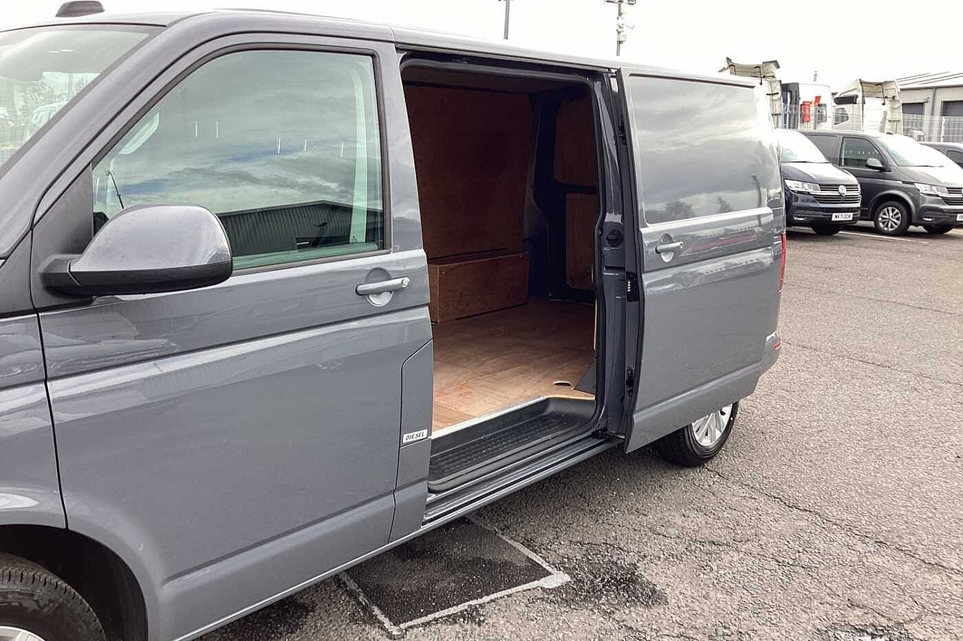 Volkswagen Transporter 2.0 TDI 150 Highline Van DSG
