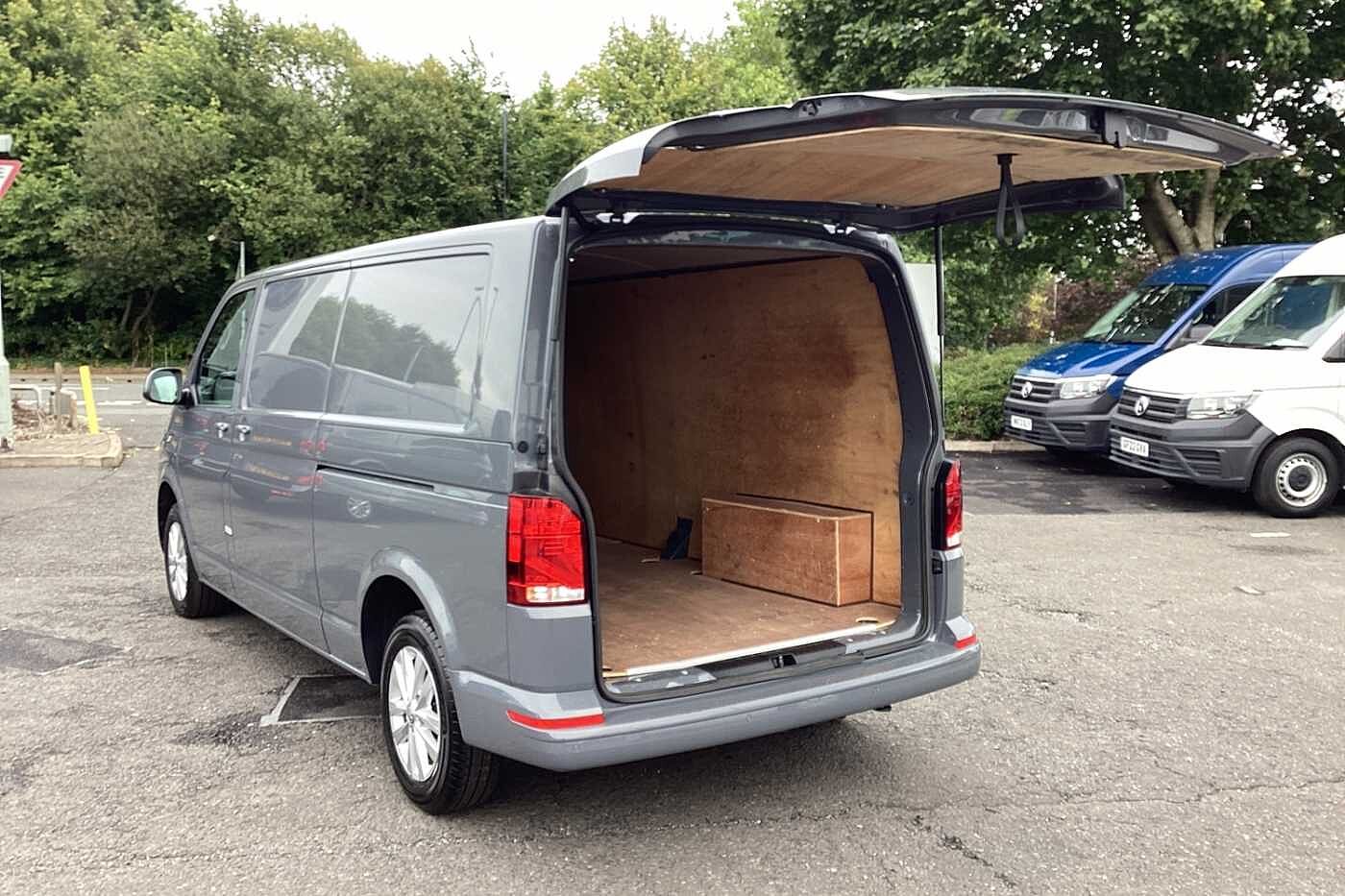 Volkswagen Transporter 2.0 TDI 150 Highline Van DSG