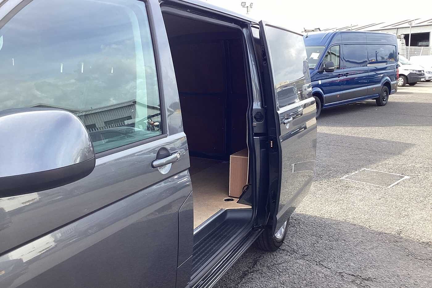 Volkswagen Transporter 2.0 TDI 150 Highline Van DSG