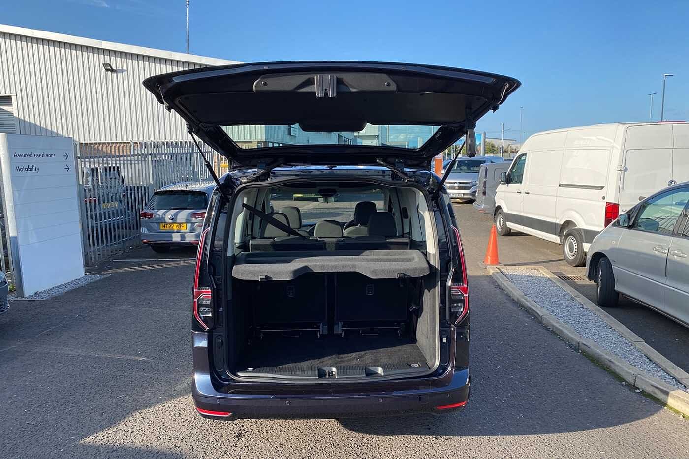 Volkswagen Caddy Maxi 2.0 TDI Life 5dr